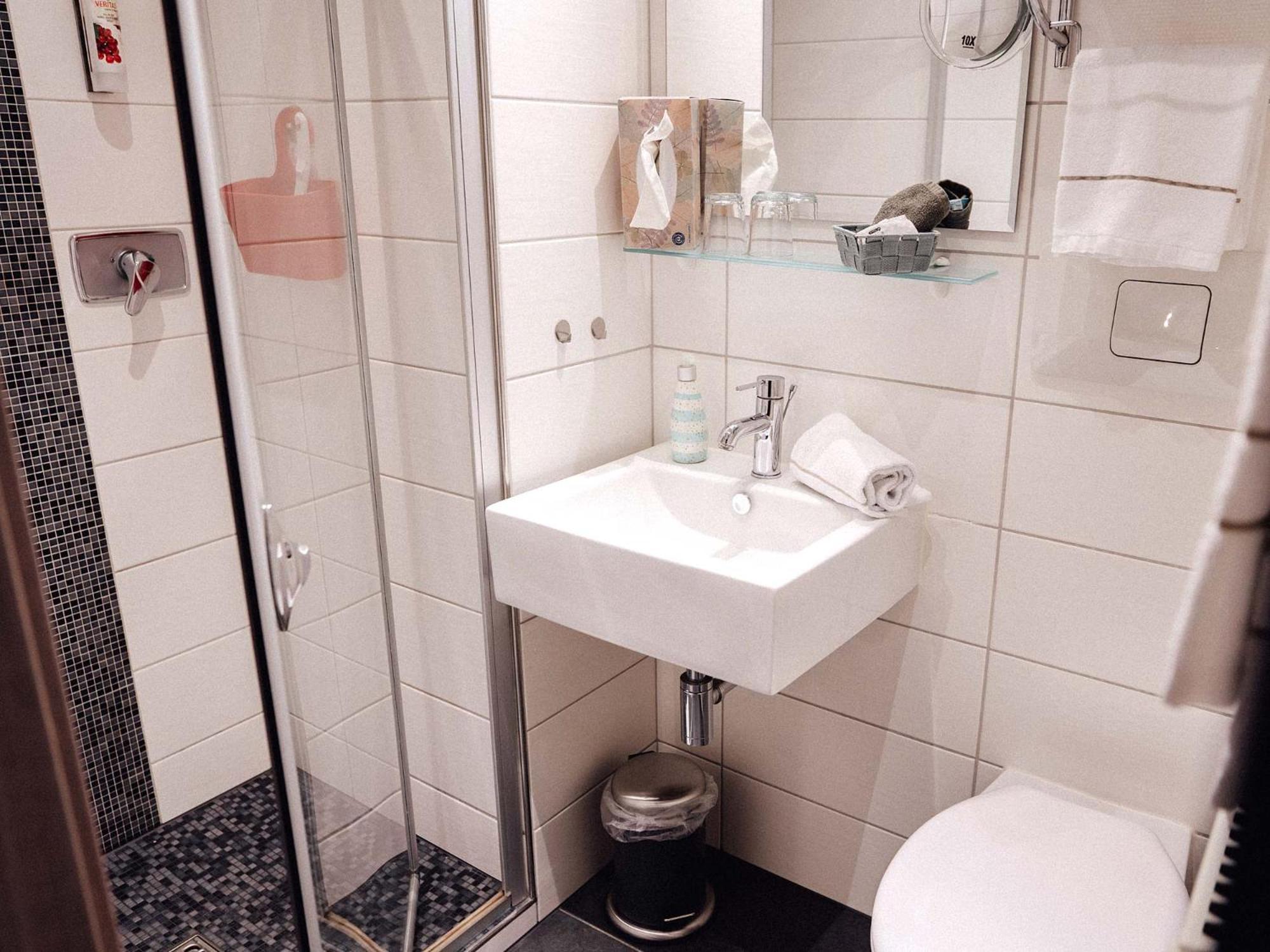 Hotel Wein & Wohngut Paulushof Pünderich Habitación foto